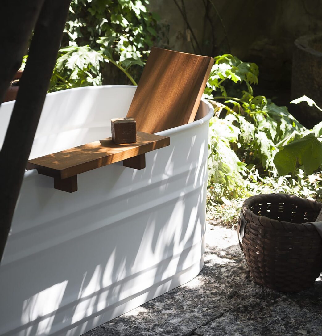 Valueline Launches the Vieques Bathtub by Agape bringing Island Retreats to Urban Homes