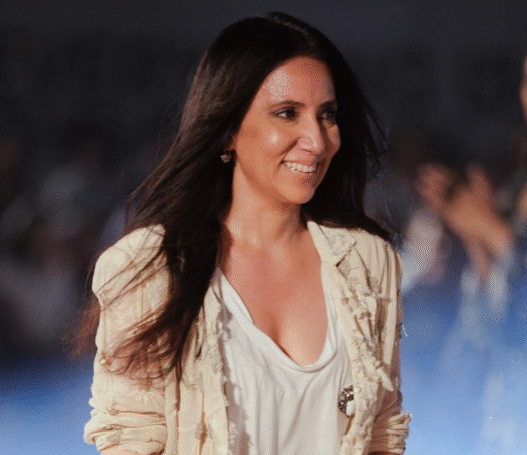 AK|OK Anamika Khanna to debut at the London Fashion Week