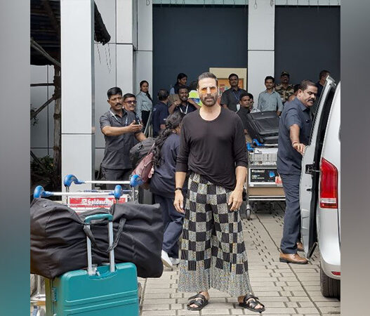 ₹82,756 for These Pants? Akshay Kumar Just Took Gender-Fluid Fashion to the Skies