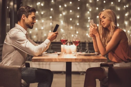 Put Down the Phone, Pick Up the Fork — Your Relationship Will Thank You