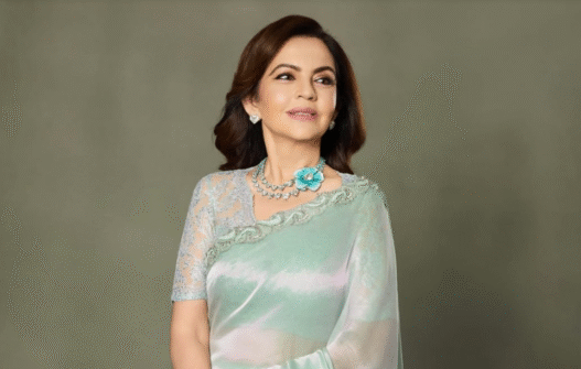 Nita Ambani Dazzles in Manish Malhotra’s Sculptural Floral Necklace at The  Ba***ds Of Bollywood Premiere