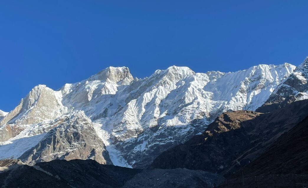 Travel That Heals You Quietly: The Mountain Magic You Didn’t Know You Needed