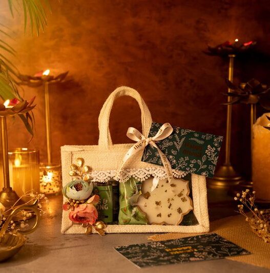 Lights, Love, and Legacy: Premium Gifts That Capture the Heart of the Festive Season