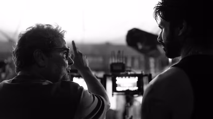 Shahid Kapoor Wraps Up New Vishal Bhardwaj Film: “A Wildly Different Role, A Whole New World”