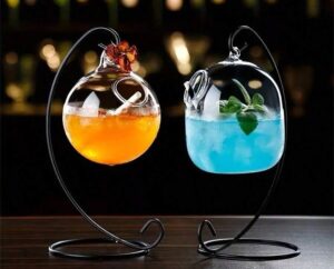 Year-End Indulgence: The Best Cocktails to Toast 2025’s Finale