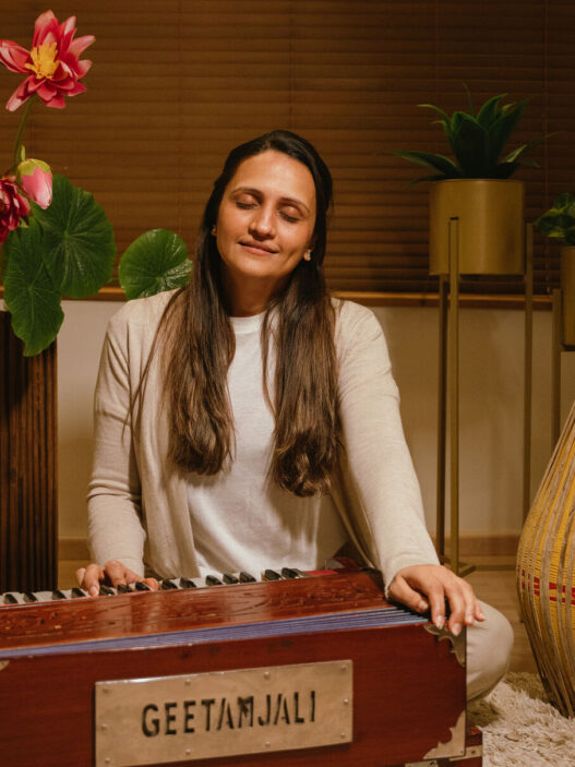 This Women’s Day, Meghna Siraj Champions Safe, Inclusive Spiritual Spaces Where Women Can Heal and Belong