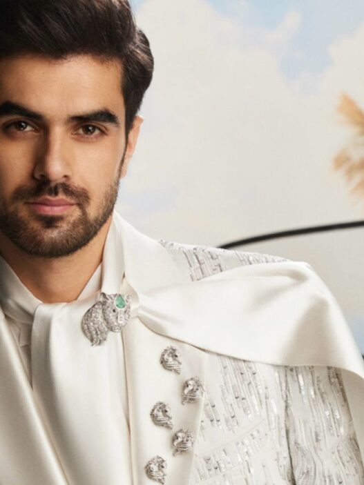 Are Brooches the New Power Move in Men’s Fashion?