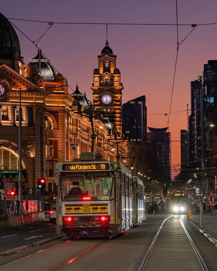 Melbourne night view 
how to visit melboure 
