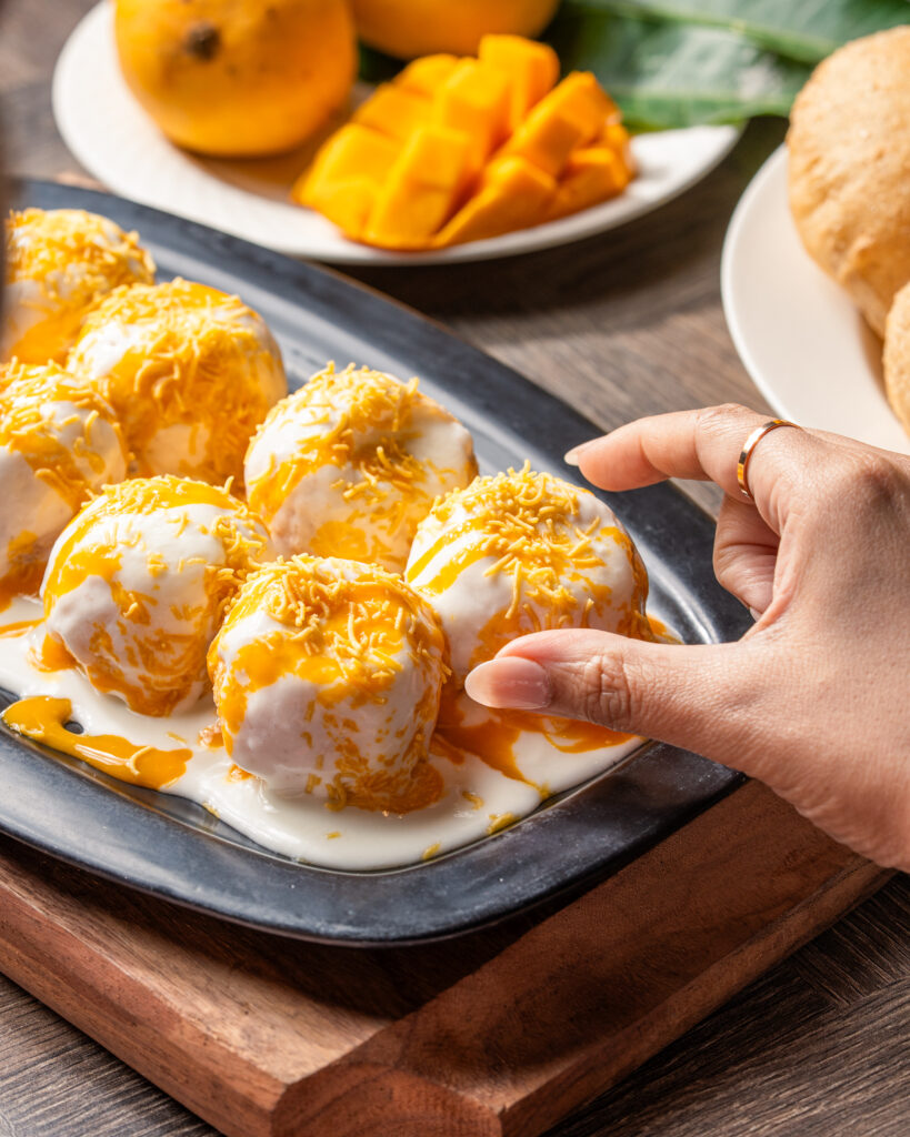 mango menu at cream centre 