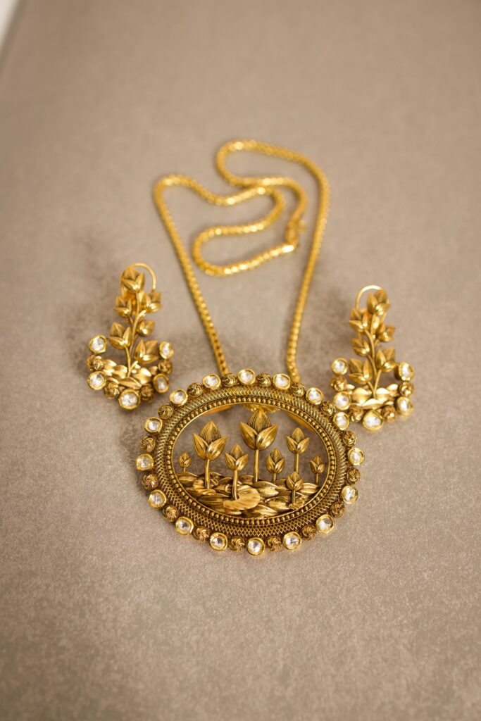 Madanji meghraj jewellers  kolkata 