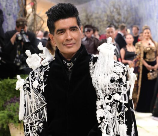 50 Artisans, 960 Hours - Is This the Most Collaborative Couture Seen at the Met Gala?