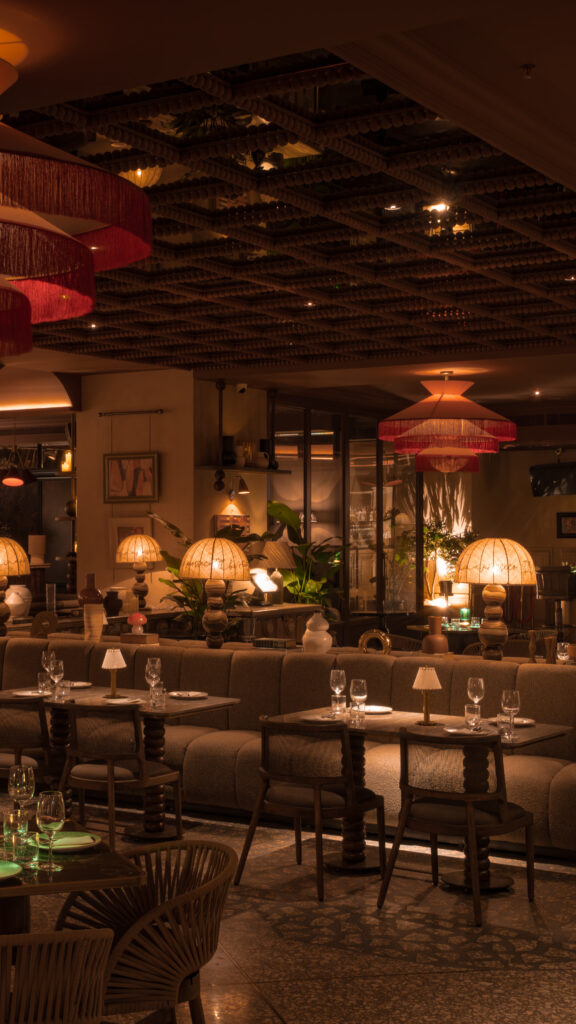 Commune, Lower Parel