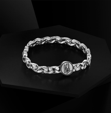 Men of Platinum – MS Dhoni Signature Collection