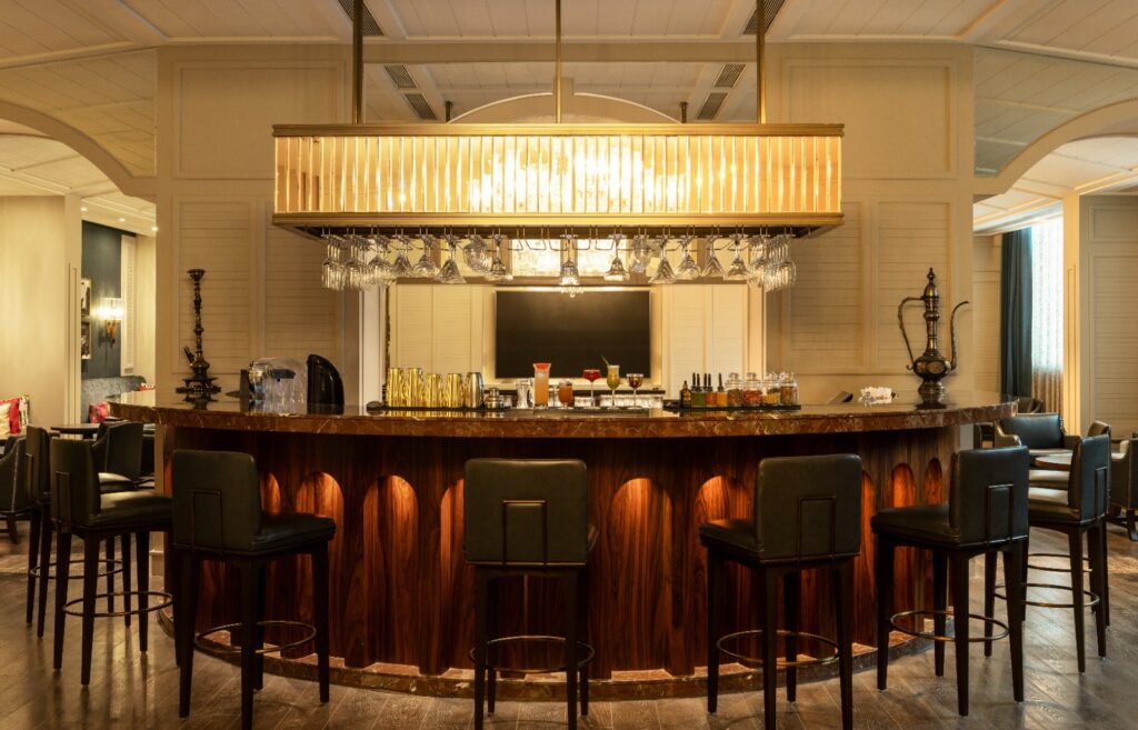 fifa live screening at the leela hotel library bar hyderababd