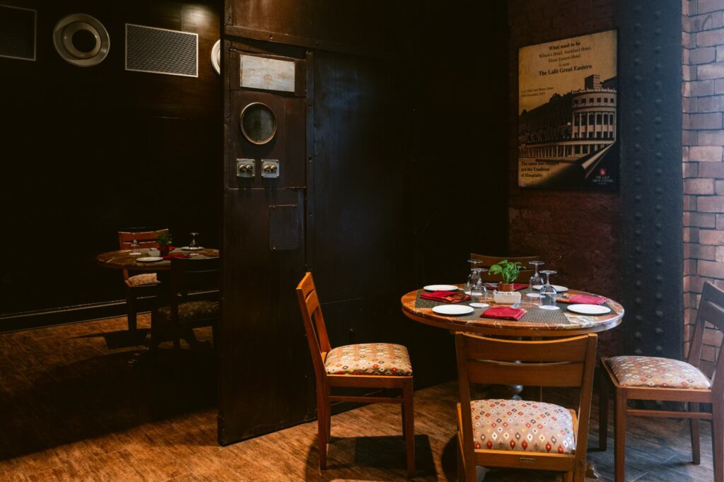 The LaLiT Great Eastern Kolkata staycation and review exeperince , heritage hotel and oldest hotel of India