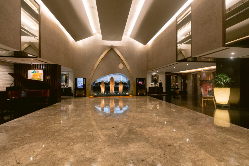 The LaLiT Great Eastern Kolkata staycation and review exeperince , heritage hotel and oldest hotel of India