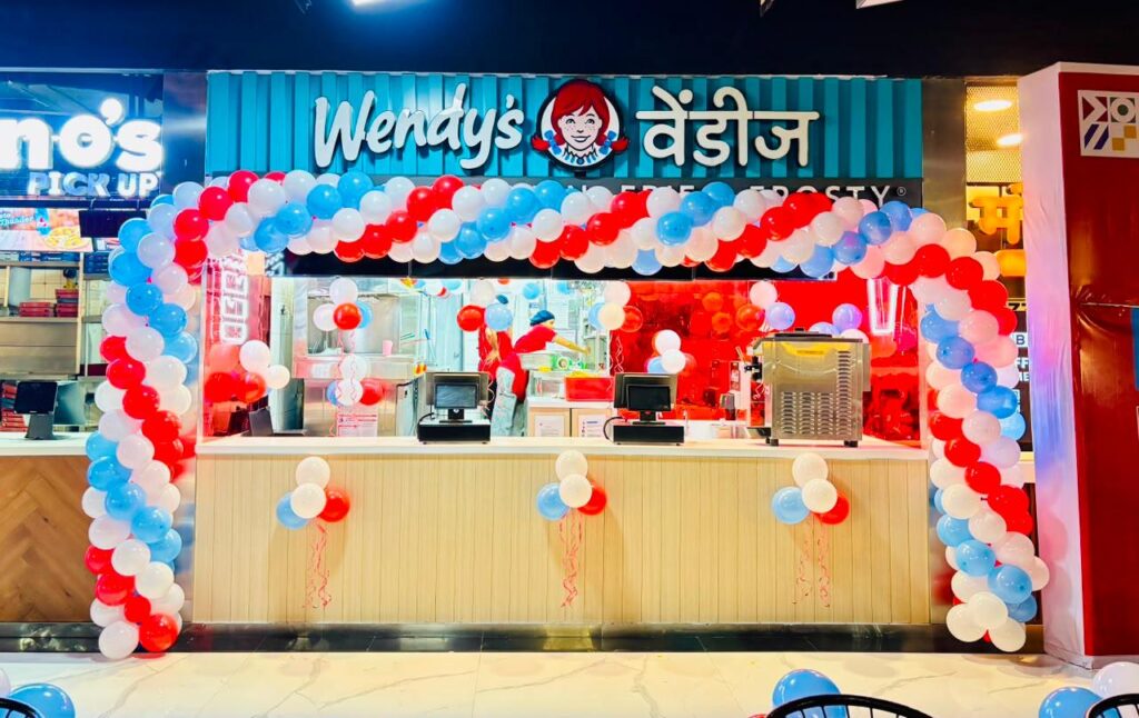 New places, new restaurants in delhi ,mumbai and places to eat new places