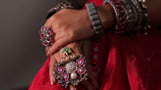 Navratri 2026: Festive Jewellery & Bags to Shop